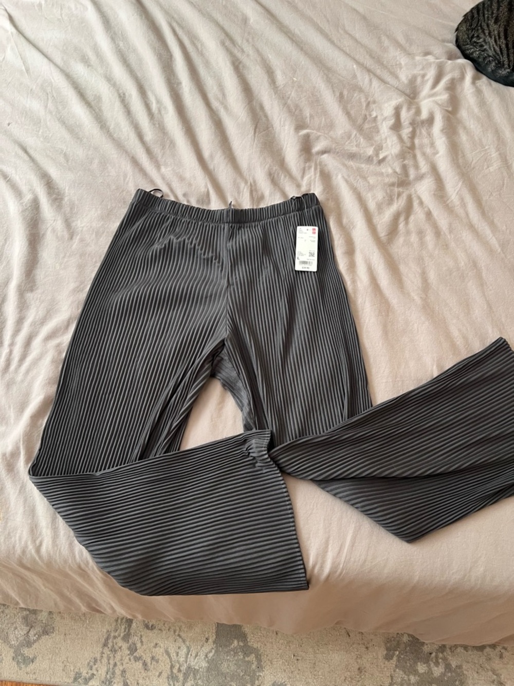 Grey Pleated Wide-Leg Pants